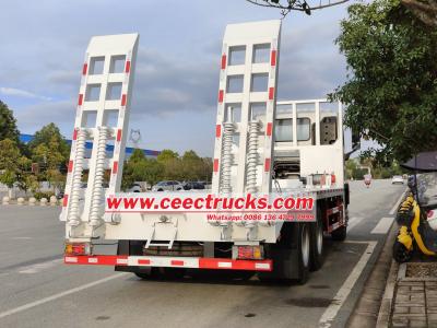 Isuzu giga Excavator Transport Stock Photos