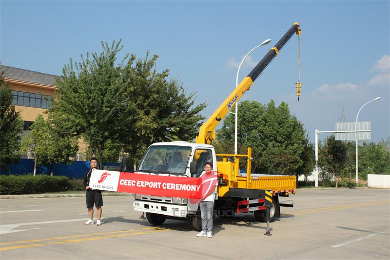 Гренада - CEEC TRUCKS компаниясынан жеткізілген теңшелген ISUZU шағын штангалы кран жүк көлігі